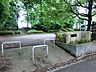 周辺：小山小谷田端児童公園　距離約450m