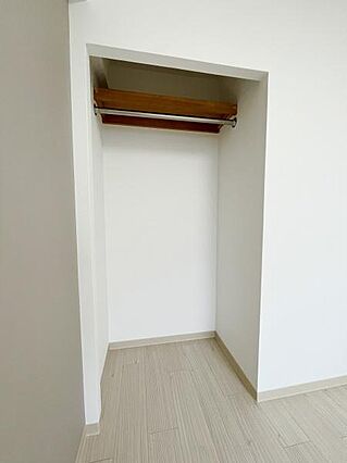 洋室の収納