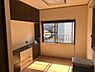 洋室：2階洋室。日差しがたっぷり入り床暖房も付いて冬はポカポカです。