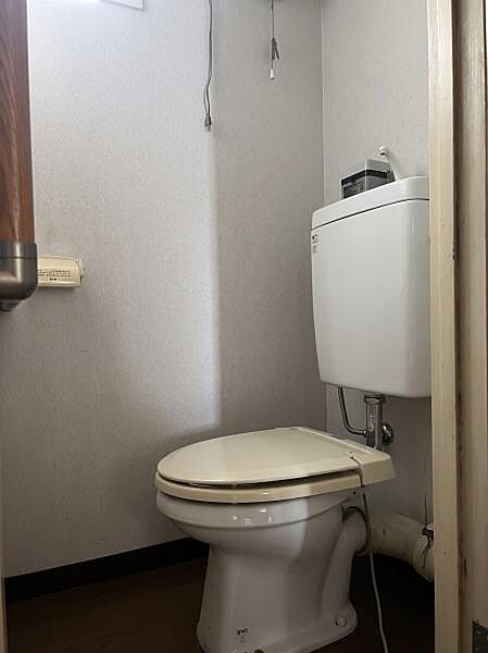 トイレを拡大表示