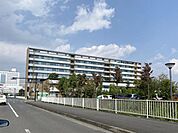 JA神奈川県厚生連伊勢原協同病院まで3100m、休日・夜間・小児救急医療に対応。約26の診療科があり、特殊・専門診療も充実しています。病床数350床