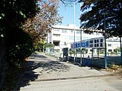 厚木市立睦合中学校まで1600m