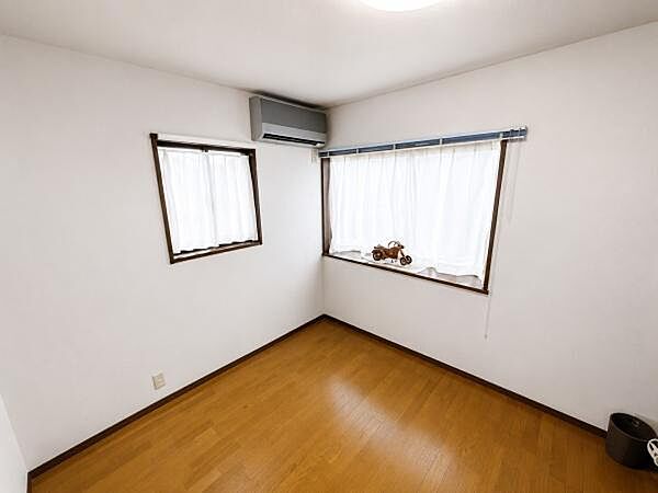 洋室を拡大表示