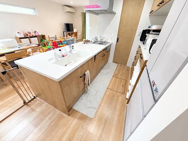 キッチンを拡大表示