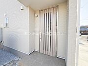 玄関ドア