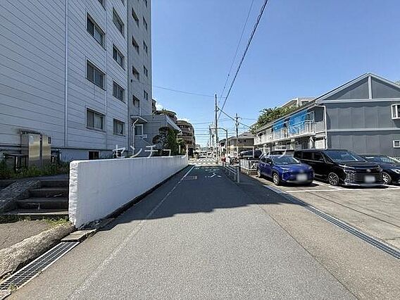 前面道路含む現...