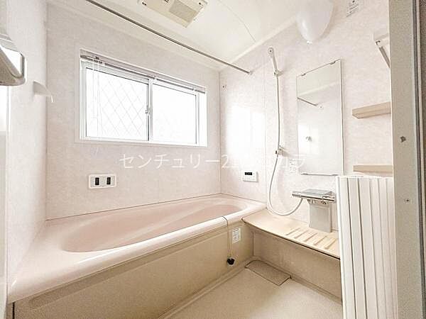 浴室を拡大表示