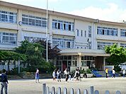 八王子市立横山第二小学校まで750m