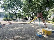 諏訪町公園まで452m