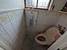 トイレ：窓付きのトイレです！