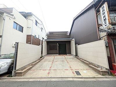 外観:2世帯住宅として可能です! 外観:2世帯住宅として可能です!