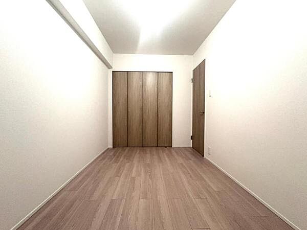 洋室を拡大表示
