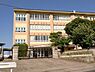 周辺：綾瀬市立綾瀬小学校まで686m