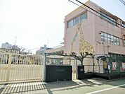 えいすう幼稚園まで782m