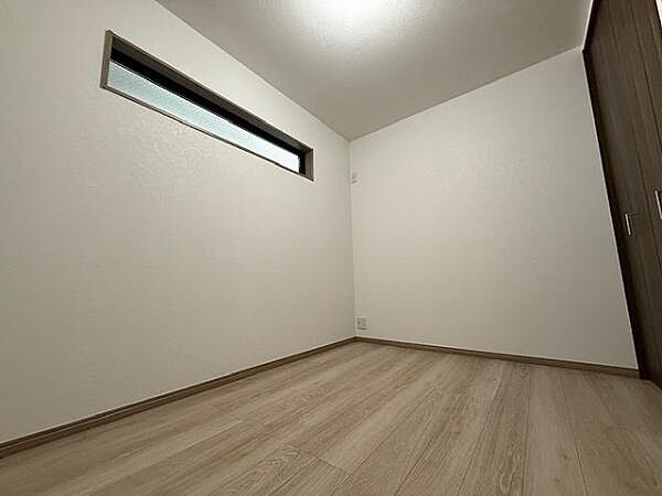 洋室を拡大表示