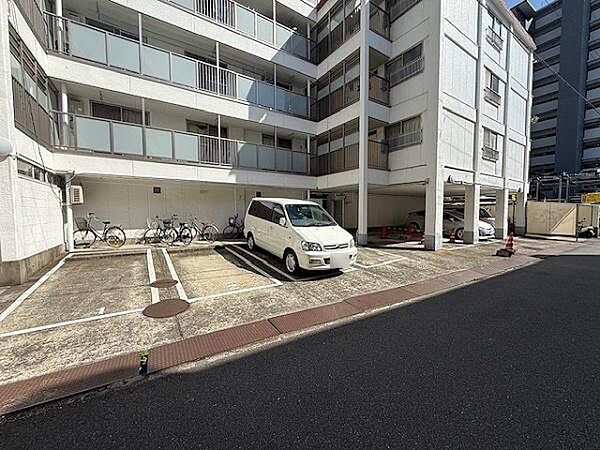 駐車場を拡大表示