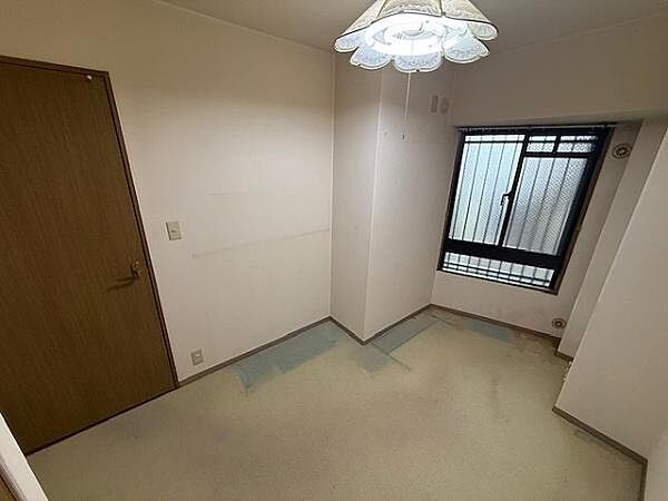 洋室を拡大表示