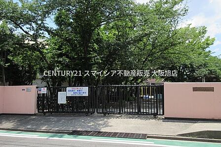 門真市立速見小学校まで381m