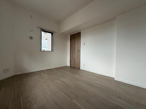 洋室を拡大表示