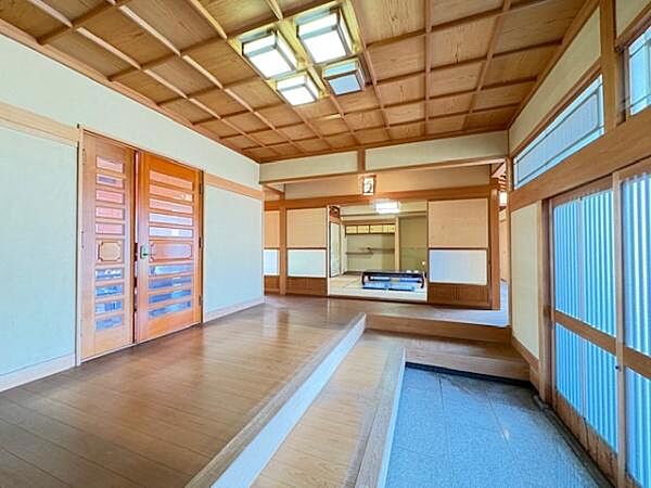 玄関