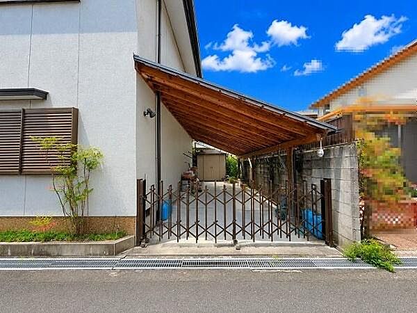駐車場を拡大表示