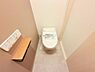 トイレ：トイレ・ウォシュレットタイプのトイレが完備。いつでも清潔・快適！