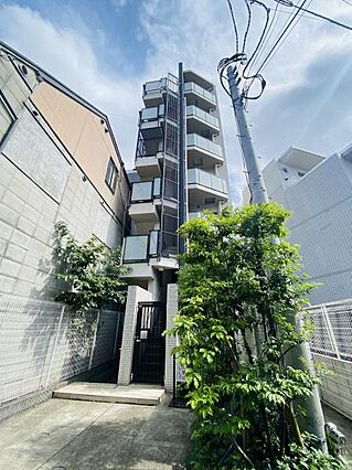 京王線初台駅徒...