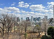 5階東向きバルコニーからは西新宿の街並みが一望できます