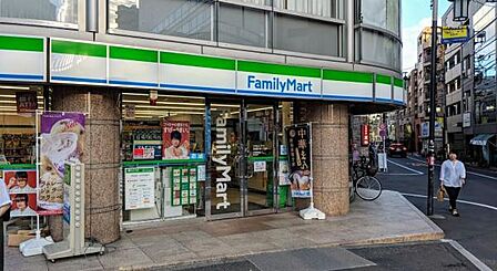 ファミリーマート渋谷富ヶ谷一丁目店まで37m