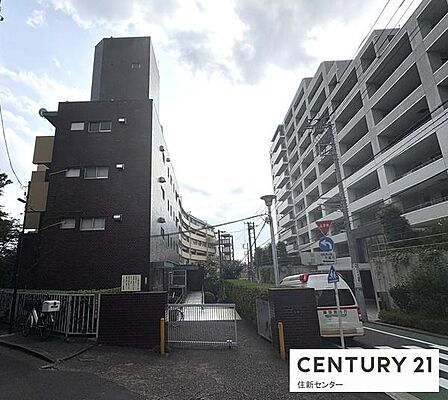2022年外壁等大規模修繕工事済・タイル貼りの綺麗な外観!窓サッシ交換済!