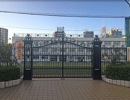 渋谷区立幡代小学校まで1003m