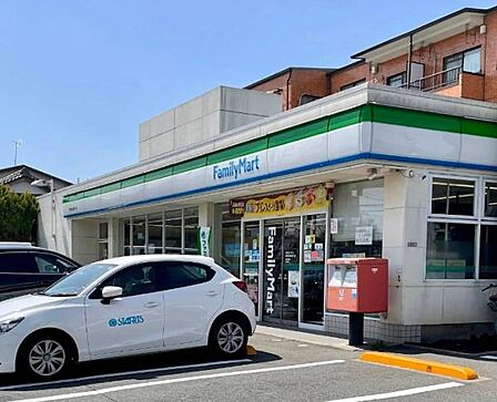 ファミリーマート世田谷成城通り店まで614m