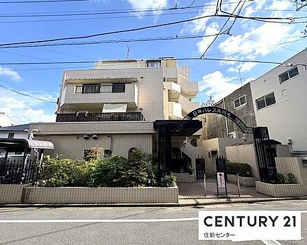 鉄筋コンクリート造5階建・4階部分角部屋につき陽当たり・眺望良好!最寄駅徒歩12分!新規リフォーム・設備充実の3LDK住戸!