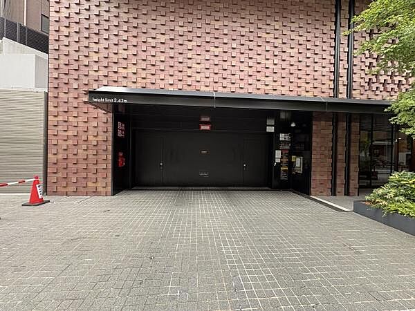 エントランスを拡大表示