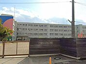 門真市立五月田小学校まで203m