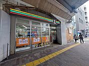 セブンイレブン ハートインＪＲ鴫野駅改札口店まで368m