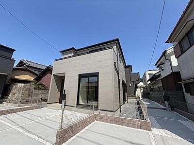外観:■耐震等級3の地震に強安心の邸宅!雨で汚れを洗い流してくれるセルフクリーニング機能付き外壁!お気軽にお問い合わせください! 外観:■耐震等級3の地震に強安心の邸宅!雨で汚れを洗い流してくれるセルフクリーニング機能付き外壁!お気軽にお問い合わせください!
