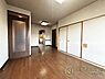 リビング/ダイニング：■現地撮影写真■南向きにつき、日中は自然光をたっぷり感じられます！
