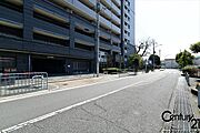 ■現地撮影写真■商業施設が徒歩10分圏内と便利な立地です！