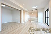 ■現地撮影写真■暖かみある居心地の良い空間が広がります！