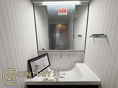 タッチレスなので洗面台の清掃もラクラク！