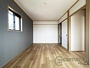 ■現地撮影写真■日当たりのよい明るい雰囲気の洋室です！