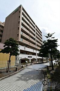 外観：■現地撮影写真■JR大和小泉駅まで徒歩3分の便利な立地です！ペット飼育可！お気軽にお問い合わせください！