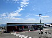 ファミリーマート柏原田辺一丁目店まで1240m