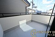 ■現地撮影写真■日当たりのよいバルコニー！洗濯物もよく乾きます！