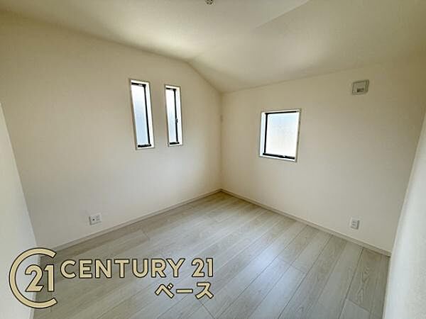 洋室を拡大表示