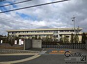 生駒市立大瀬中学校まで850m