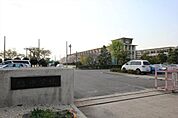 旭中学校まで1700m、旭中学校まで1700m(徒歩約22分)