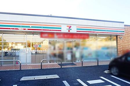 セブンイレブン尾張旭白鳳町店まで138m、セブンイレブン尾張旭白鳳町店まで138m(徒歩約2分)