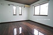 陽光ふりそそぐ明るい室内！(2025年11月撮影)